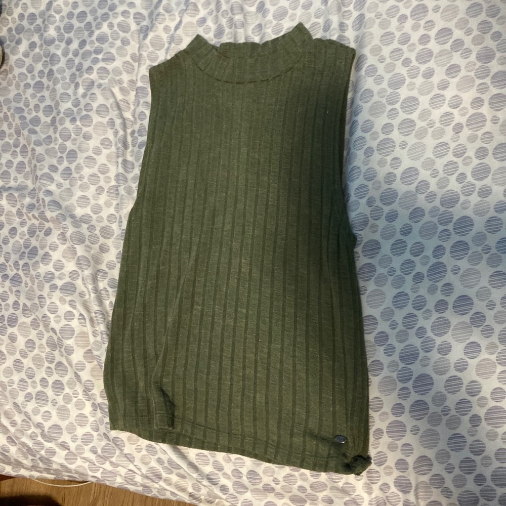 Green shirt